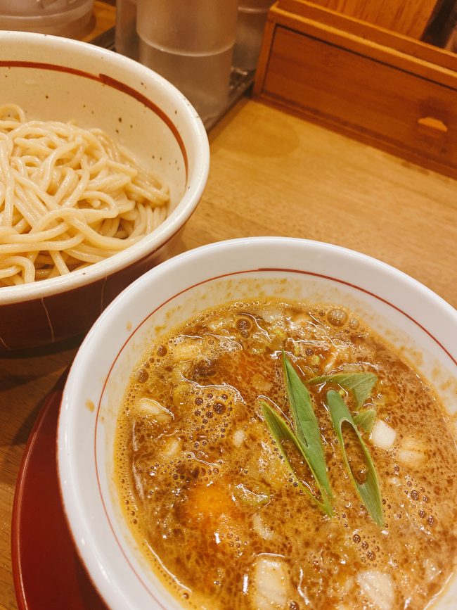 大阪・中津で楽しめる正統派の中華そば＆つけそば「麺処えぐち」