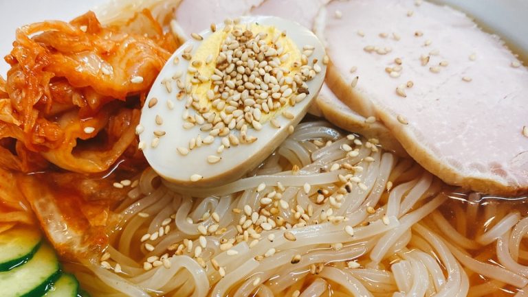 家庭で作る美味しい上に超コスパの 盛岡冷麺 家庭で楽しめる絶品の 盛岡冷麺 戸田久の盛岡冷麺