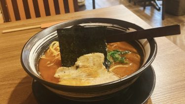 【車海老専科　膳所龍門 （ぜぜりゅうもん）】（＠港区・新橋）車海老専門店が作る”超濃厚エビスープ”の”海老だしラーメン”