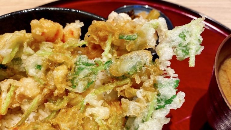 揚げたて車海老の天ぷらがランチはお手頃価格で楽しめる 車海老専科 天麩羅 手一束 新橋 東京下町 ひとり飯
