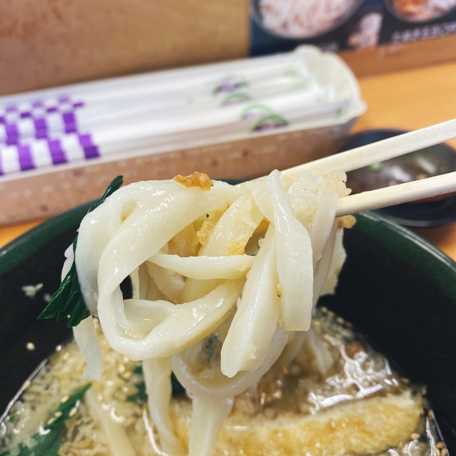 【関西風手打うどん いらっしゃい】（＠台東区・鶯谷）自分史上最硬のコシを持つ乱切り・手打ち”うどん”│東京下町・ひとり飯