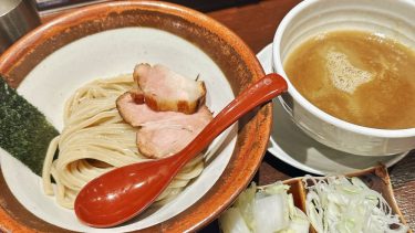 【長男、ほそのたかし】（＠練馬区・江古田）もっちり食感の太麺＆sweetな濃厚魚介豚骨の”つけ麺”