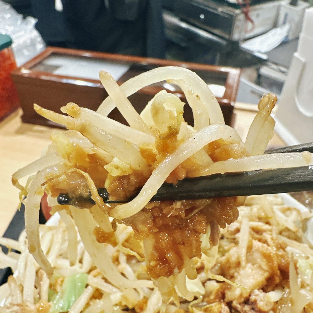 松屋｜ニンニク野菜マシ牛めし】インスパイア系松郎牛めし とは!? 2025